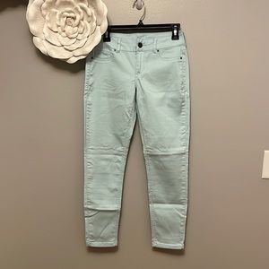 Skinny jegging - light mint green - small short